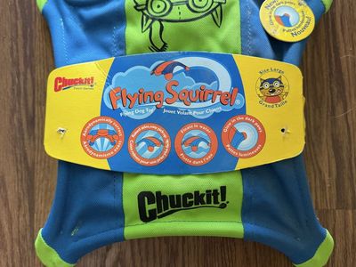 BRAND NEW Chuck-it! Flying Squirrel Dog Toy