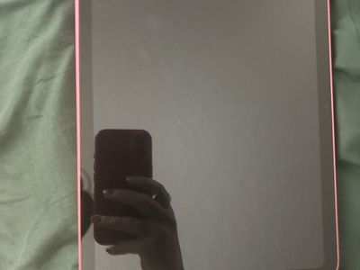 iPad 11th Gen (A16) 128gb