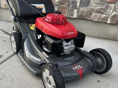 Honda HRX217 Self Propelled Lawn Mower GCV190
