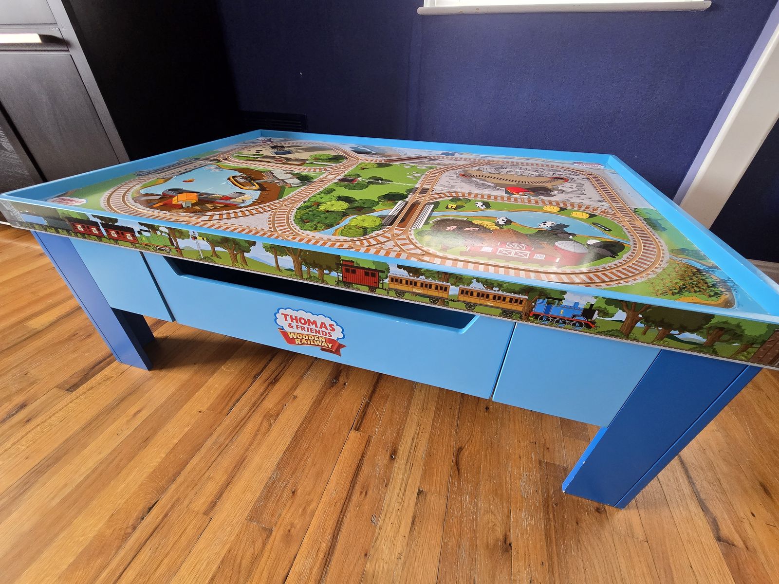 Thomas and Friends Railway Grow-With-Me Playtable