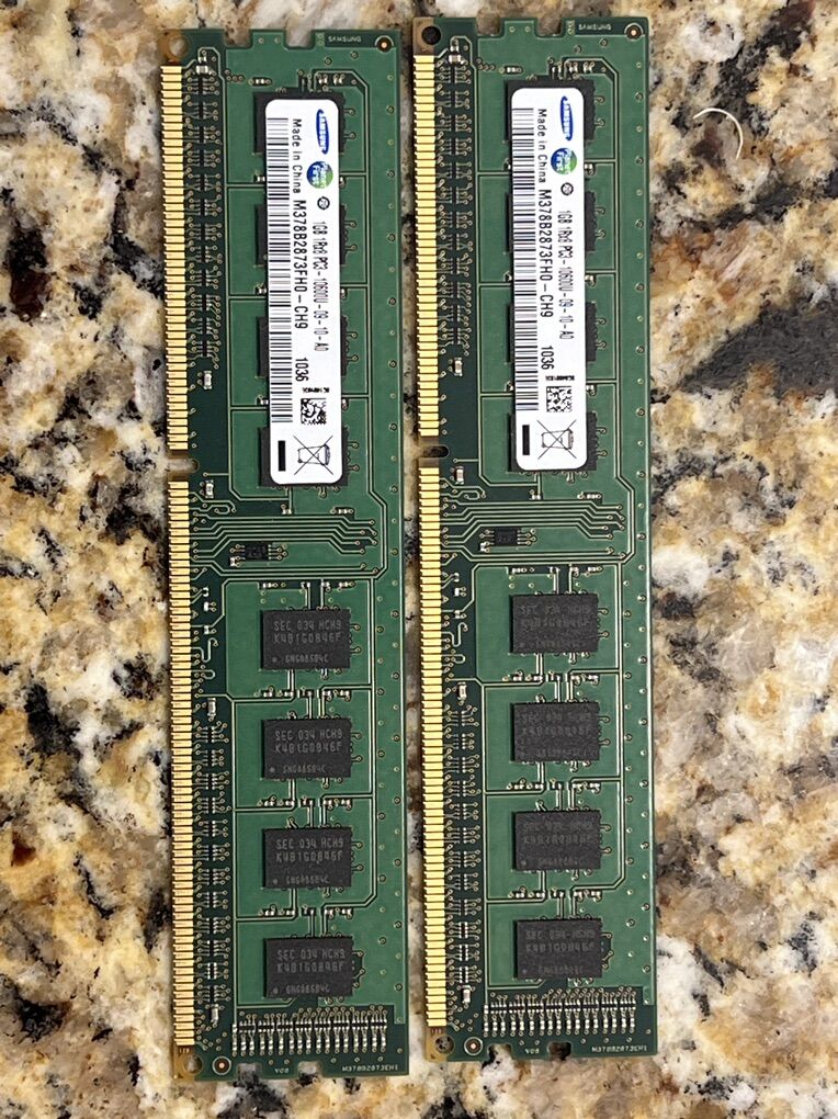 2 X 1GB PC3 10600 Memory