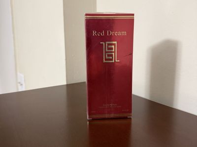 Red Dream Eau De Parfum 3.4 FL OZ / 100ml Vaporisateur Natural Spray
