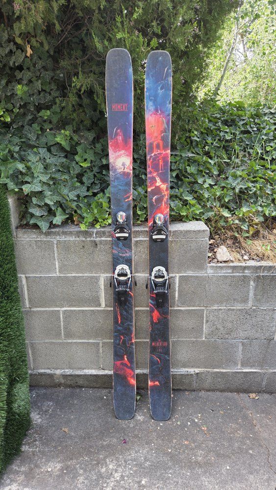 used 190 Moment Wildcat 108s with Look Pivot 12s