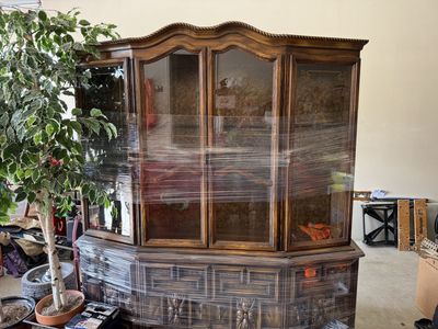 Wood hutch