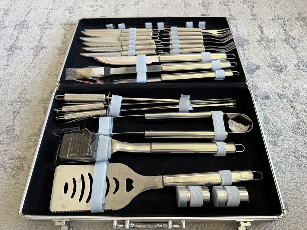 Berghoff 33Pc Stainless Steel BBQ Set