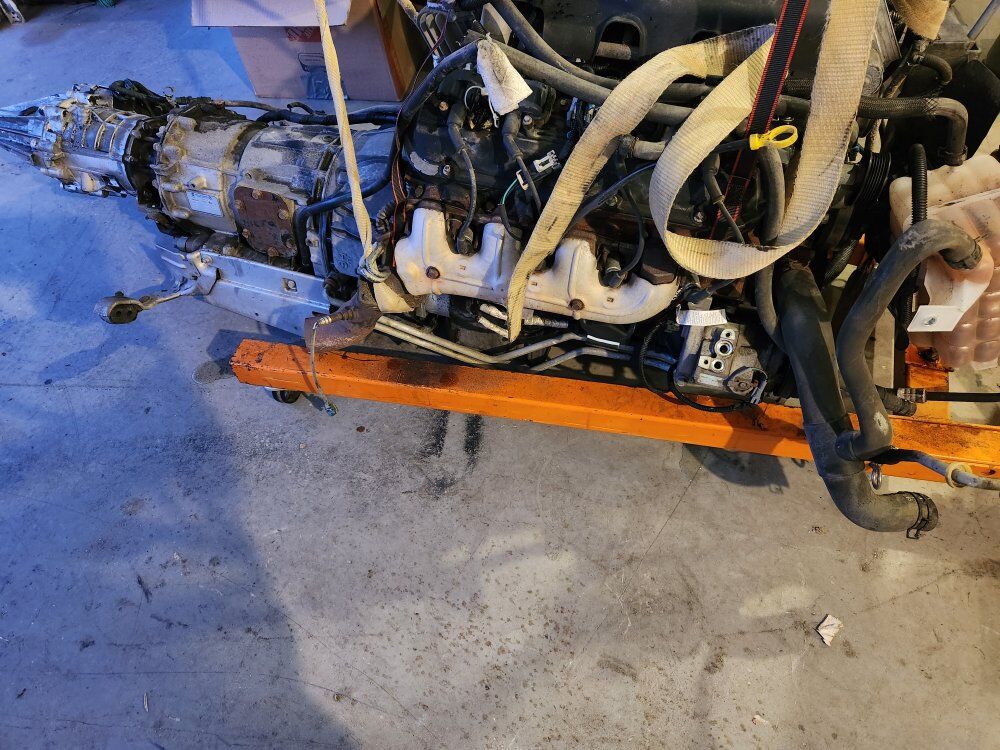 2002 chevy 2500hd 8.1 engine