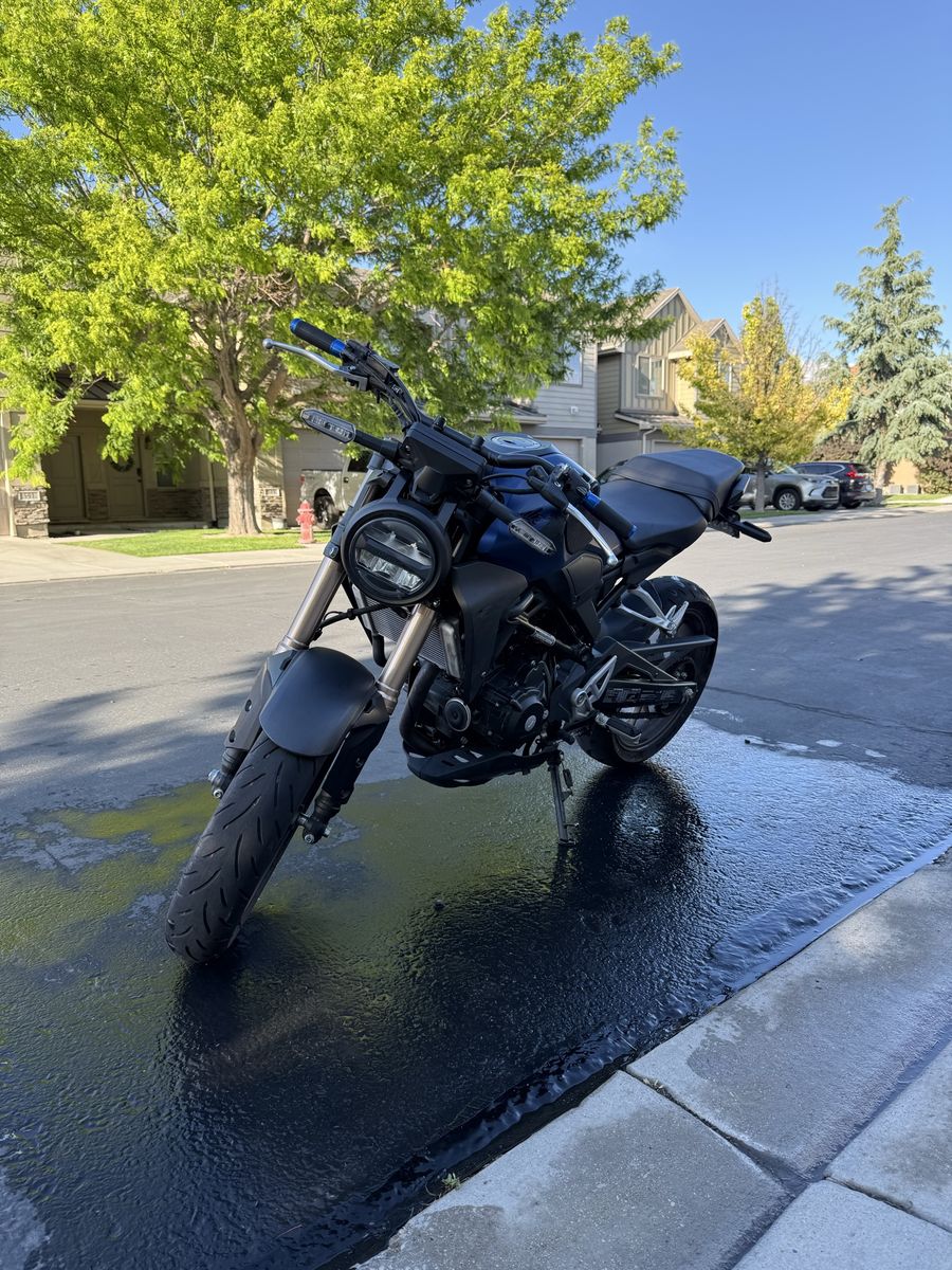 2021 Honda CB300R ABS - 7,976 Miles - ABS - Motorcycle