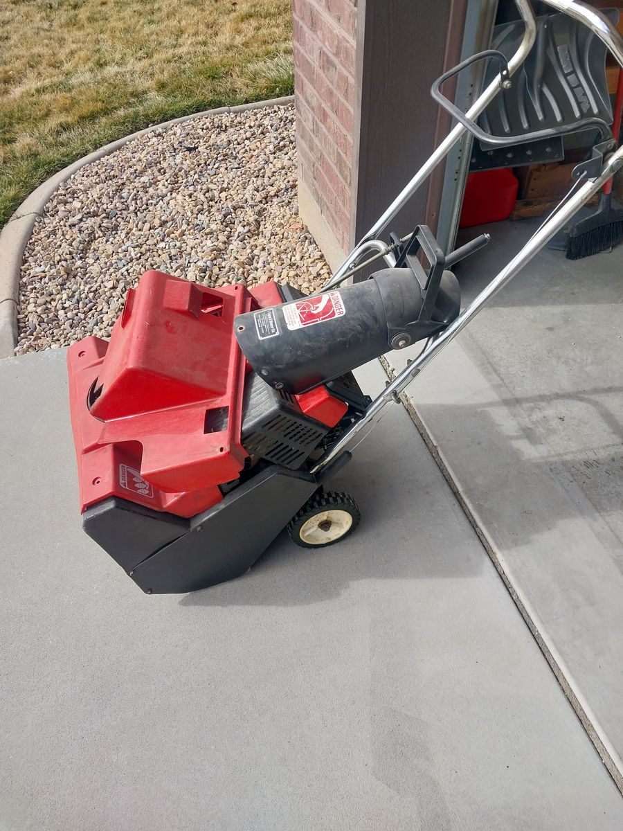 Toro Snowblower CCR 2000E