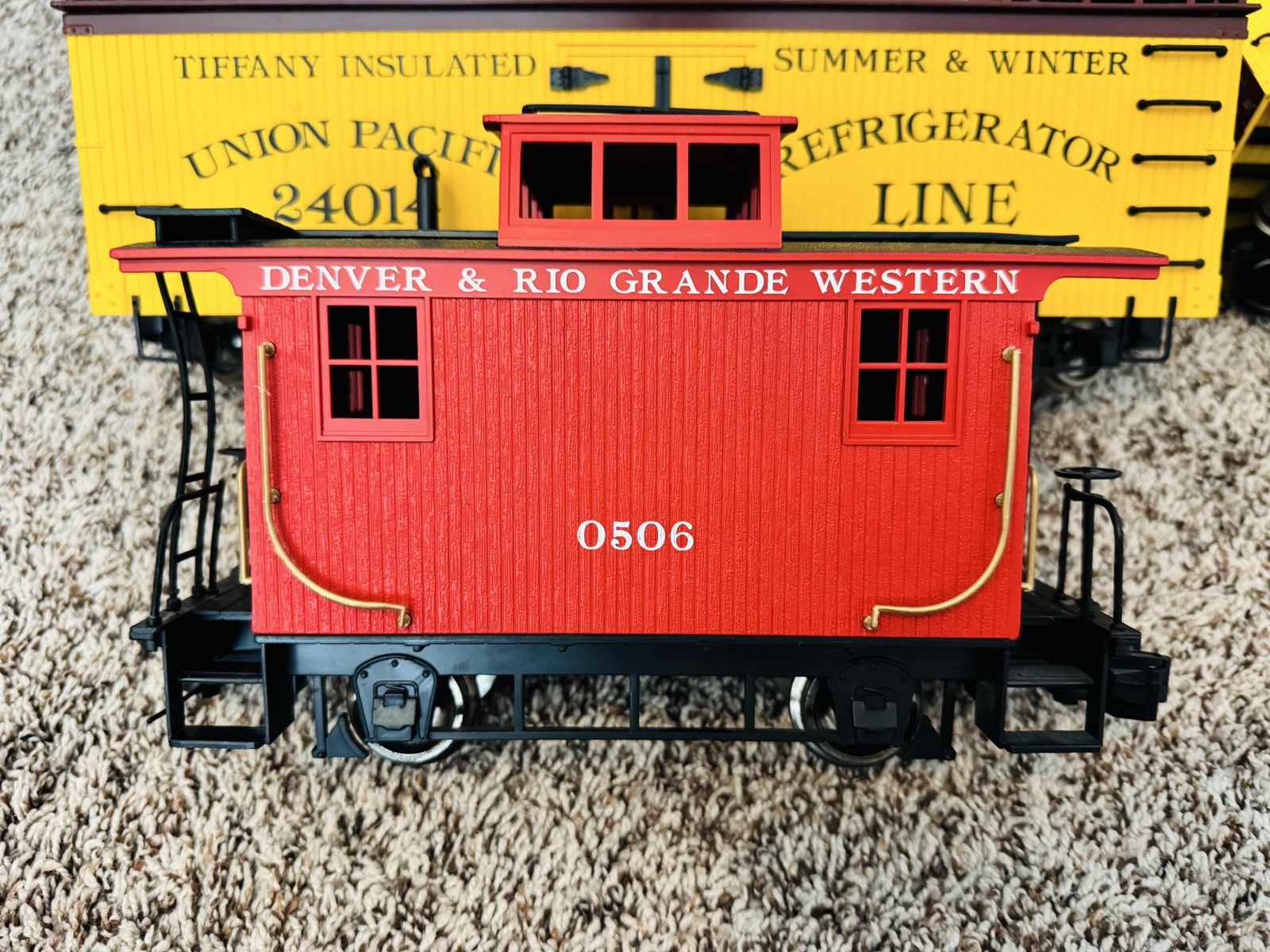 Main image 5