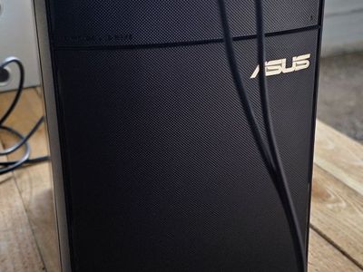 Asus Essentio Series Desktop Computer Win10 Pro 8 Gig RAM 500 Gig HDD