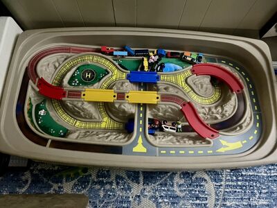 Kids Train /Hot Wheels Playground Table