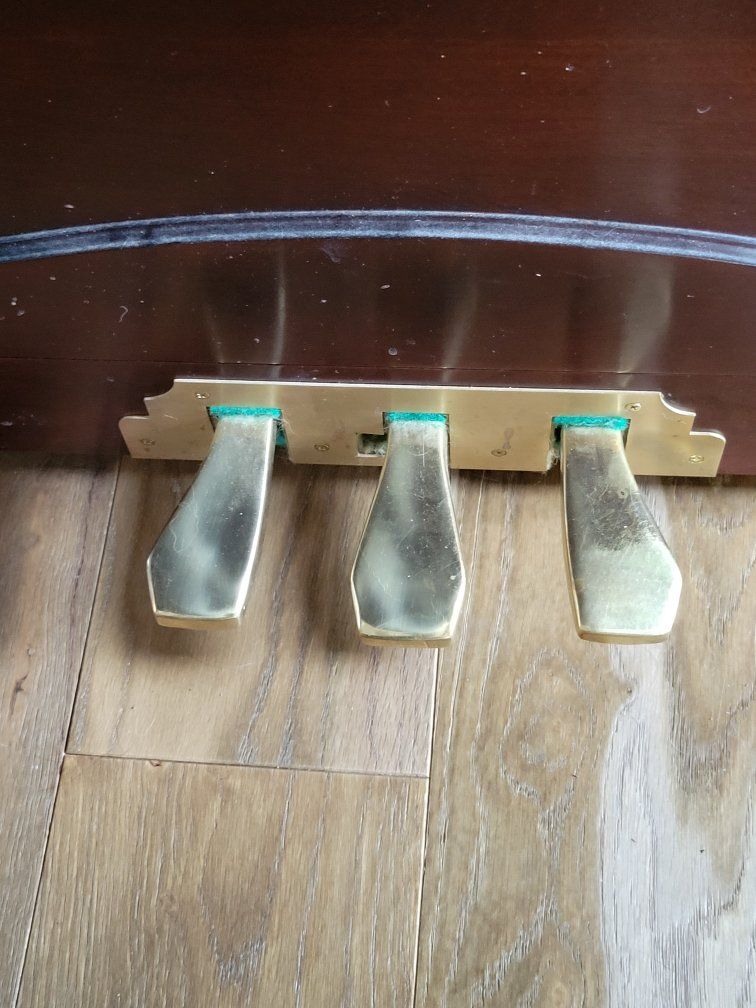 Main image 3
