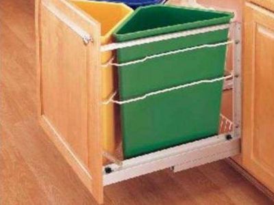 Rev-A-Shelf Pull-Out Recycling system & Brand new