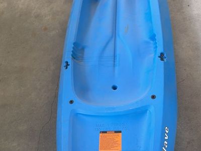 Lifetime Wave 6’ Youth Kayak – Blue – 130 lb Capacity