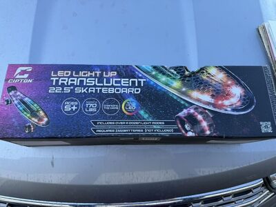 LED LIGHT UP TRAnSLUCEnT 22.5 SKATEBOARD