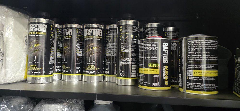 Various Eastwood Extreme Chassis Black Primer & Blacktop Coating - Raptor bedliner, Automotive Undercoating Supplies
and new uno
