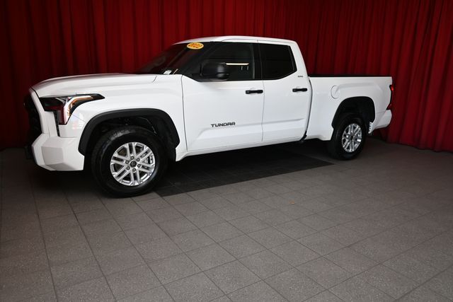 2022 TOYOTA TUNDRA SR5