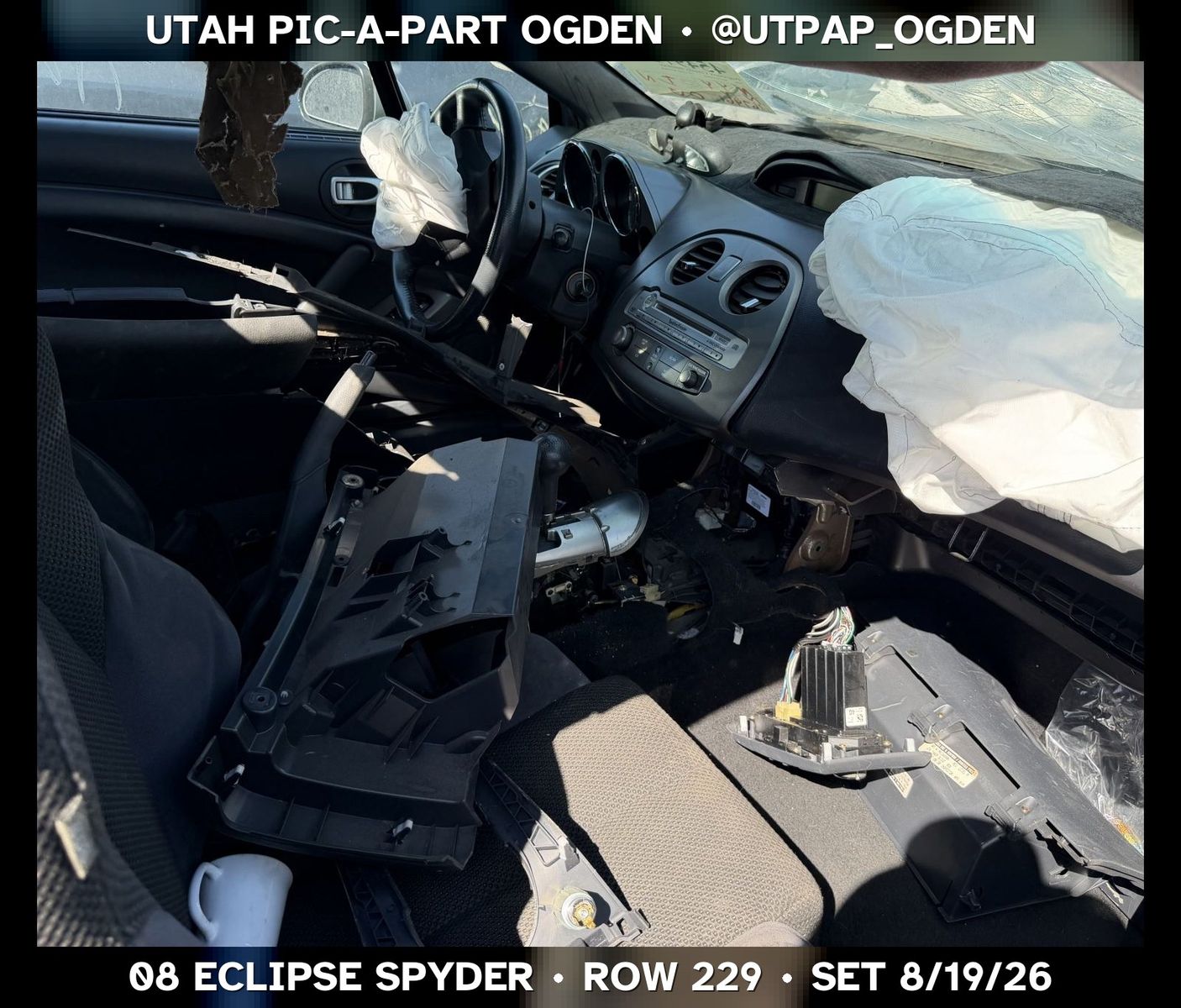 Main image 3