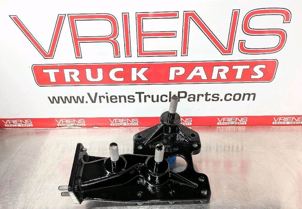 Western Star Bracket