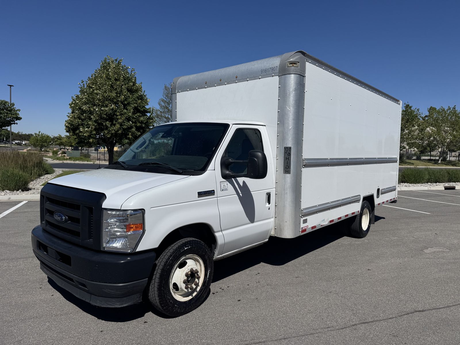 2021 Ford E350 16' Box Truck