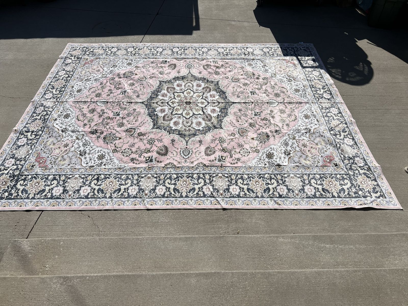 Main image 7