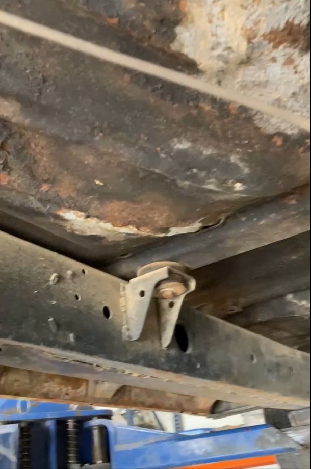 Main image 15