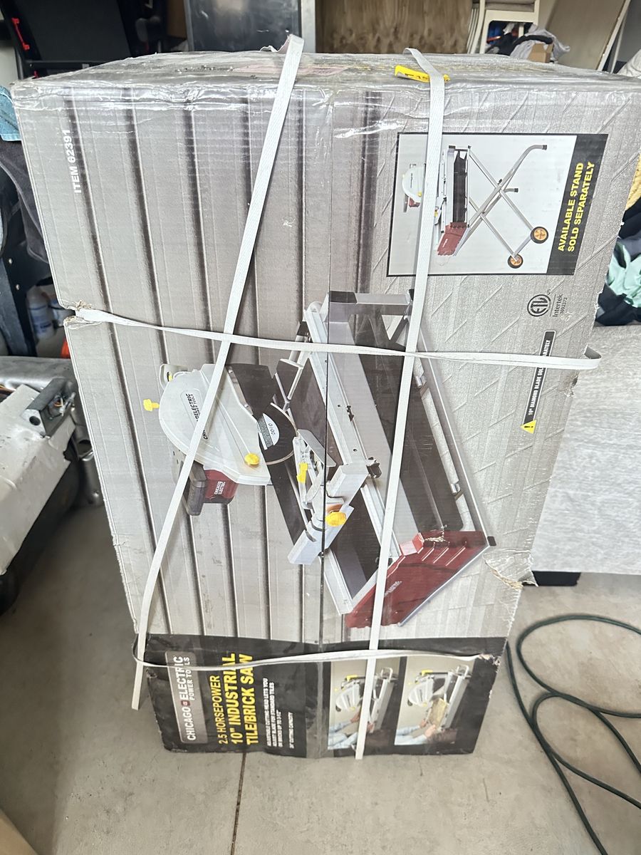 Brick saw harbor freight new never opened