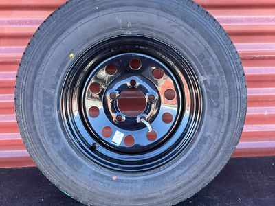 New ST 205/75 D 15 Trailer Tire With Black Rim