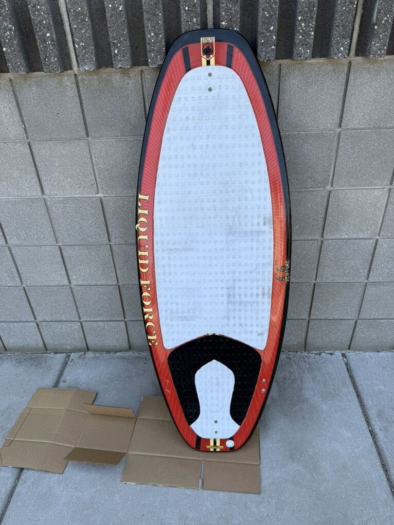 Liquid Force Venture Wakesurf Board - NEEDS 1 FIN
