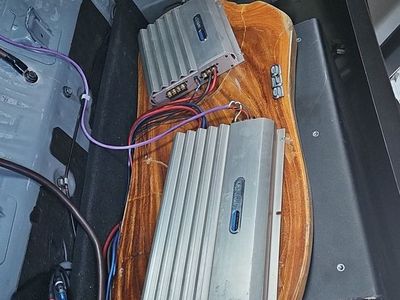 Clarion Amps, Feeler Post