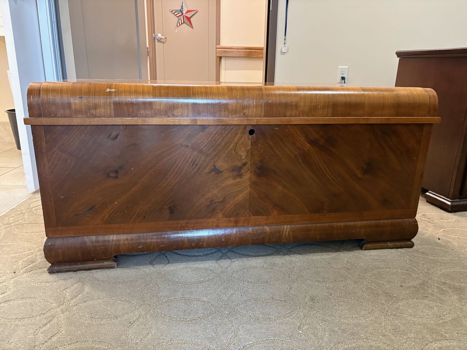Vintage Lane Altavista Va Wooden Cedar Hope Chest Trunk