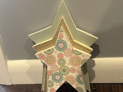 Handmade star wood decoration