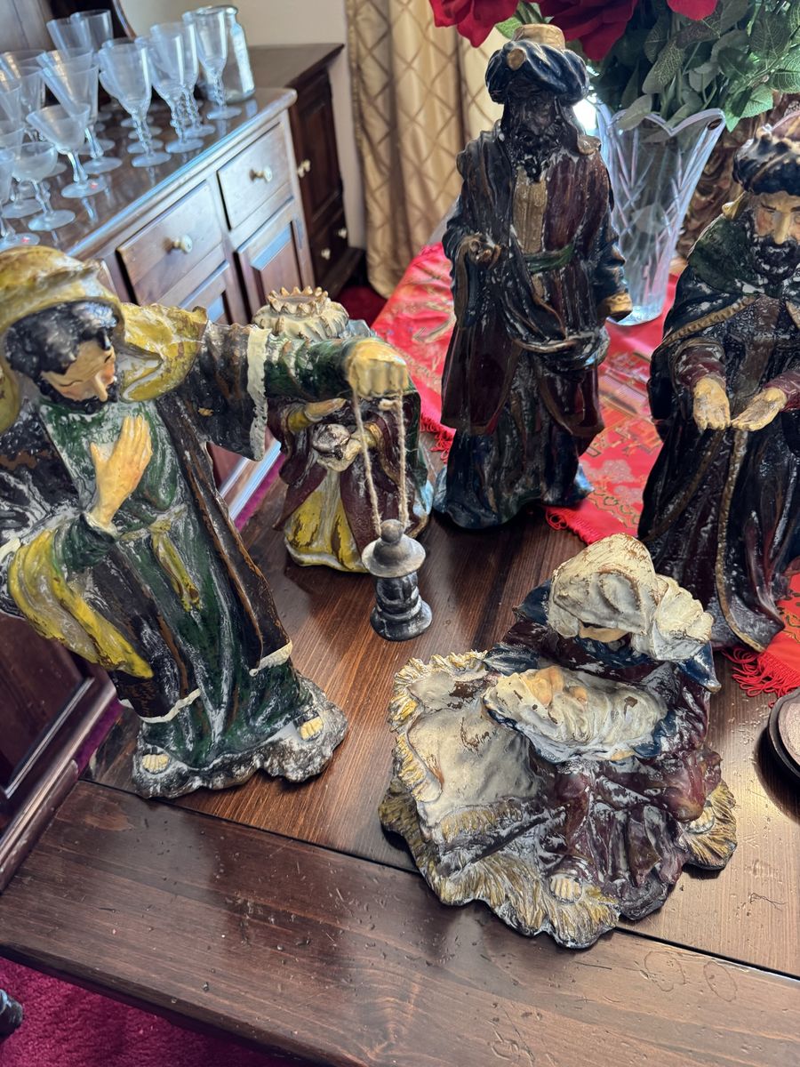 Main image 12