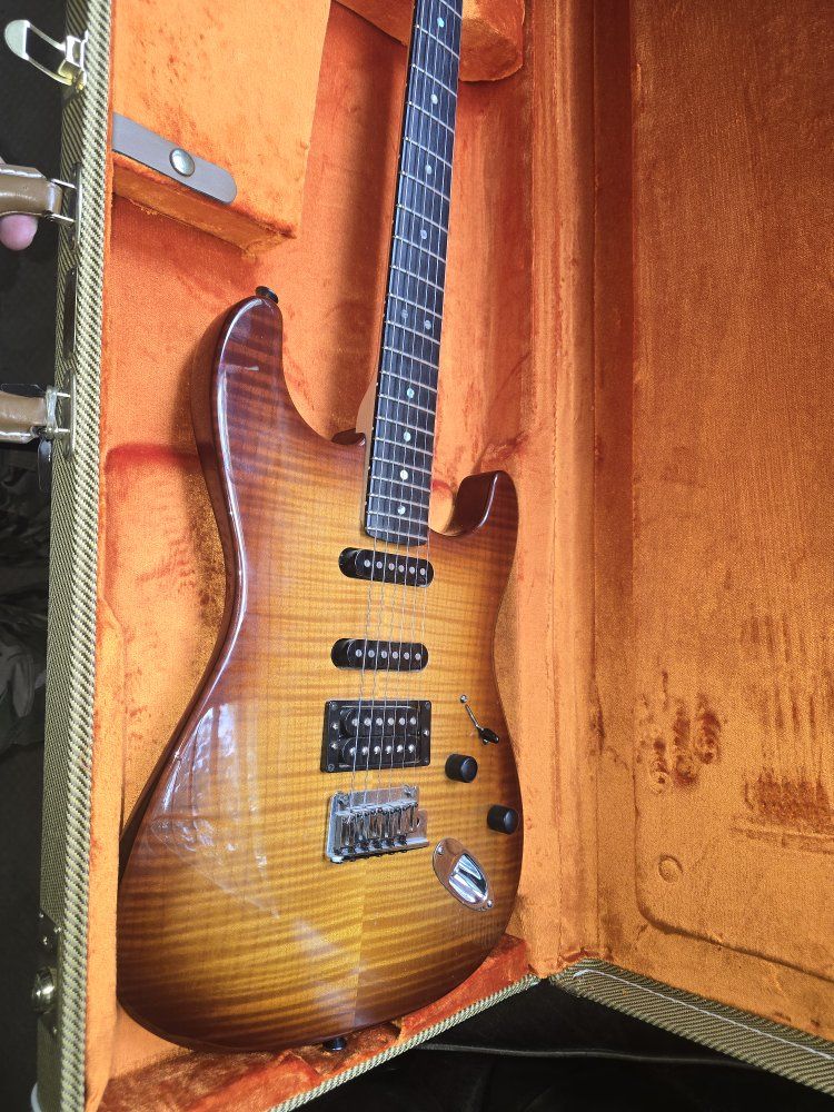 Fender American Deluxe Stratocaster - FMT