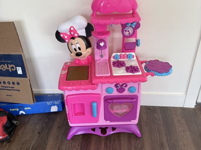 Minnie Mouse kitchen