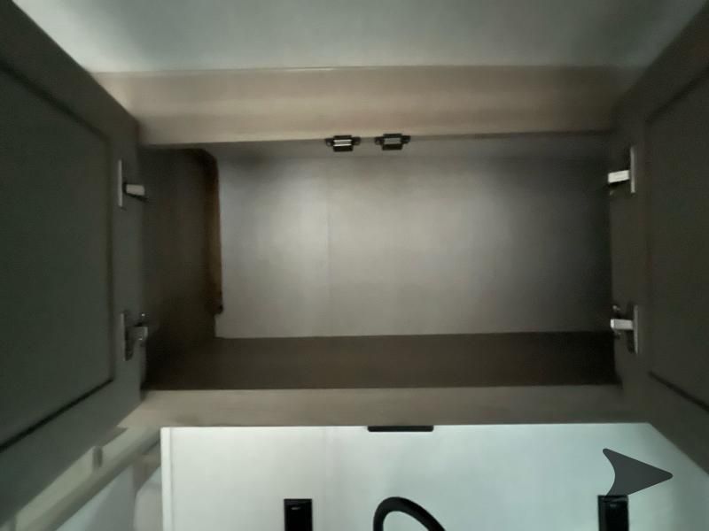 Main image 17
