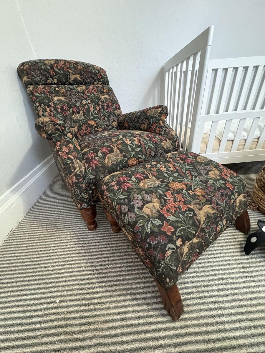Lounge Chair