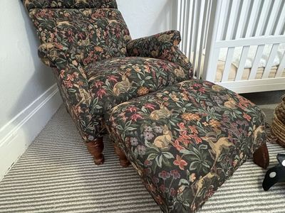 Lounge Chair