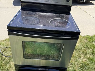 Whirlpool Range- FREE