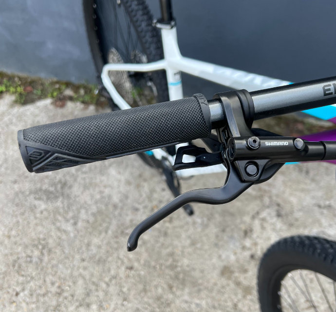 Main image 5