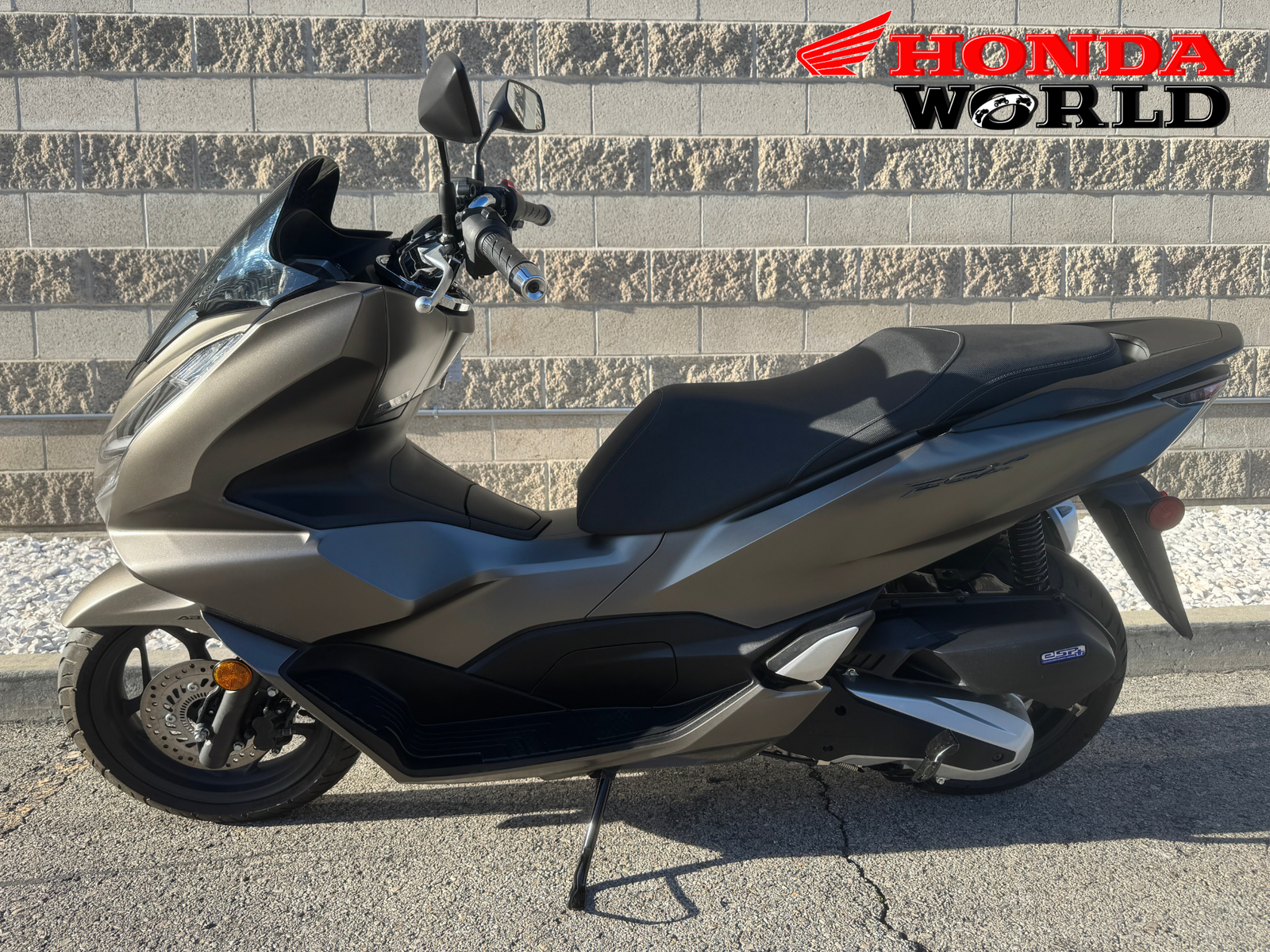 2023 Honda PCX 150 ABS