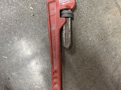 Milwaukee 18-inch Pipe Wrench - Used Heavy Duty Plumbing Tool