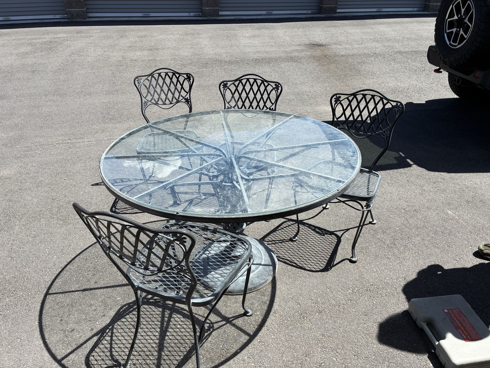 Outdoor Table and Chairs