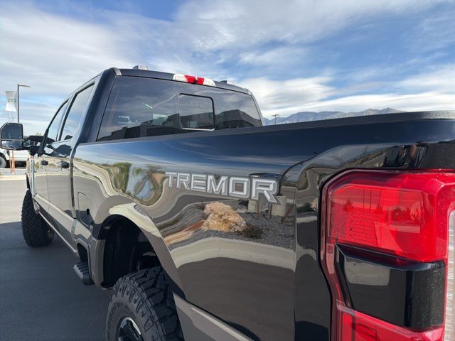 Main image 14