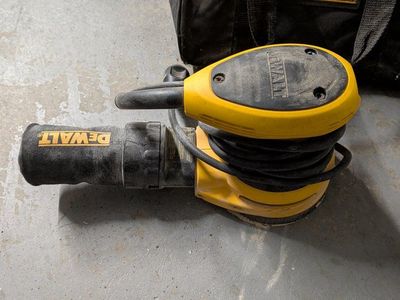 corded DeWalt sander