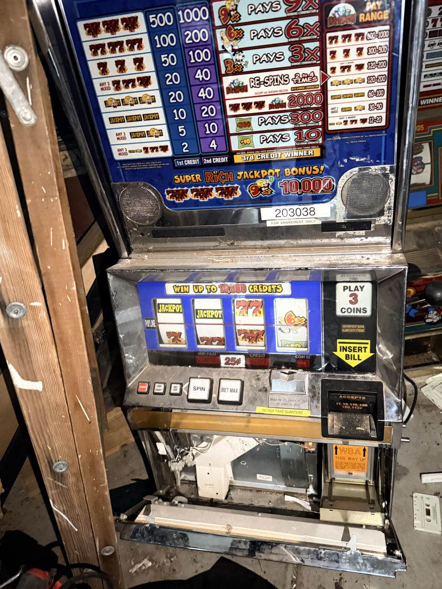 4 Vintage Real Casino Slot Machines — Bally / Harvey’s / Grand Slam / Extra Money — Sandy UT
