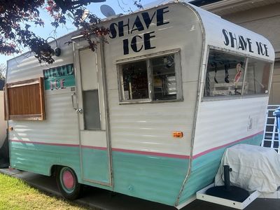 Mobile shave ice food truck / trailer