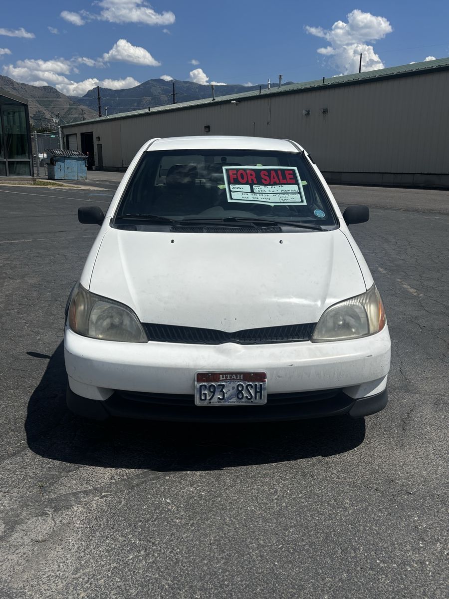 2000 Toyota Echo Base