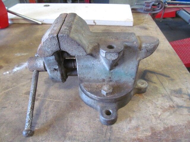 Wilton vise 3 inch vintage.