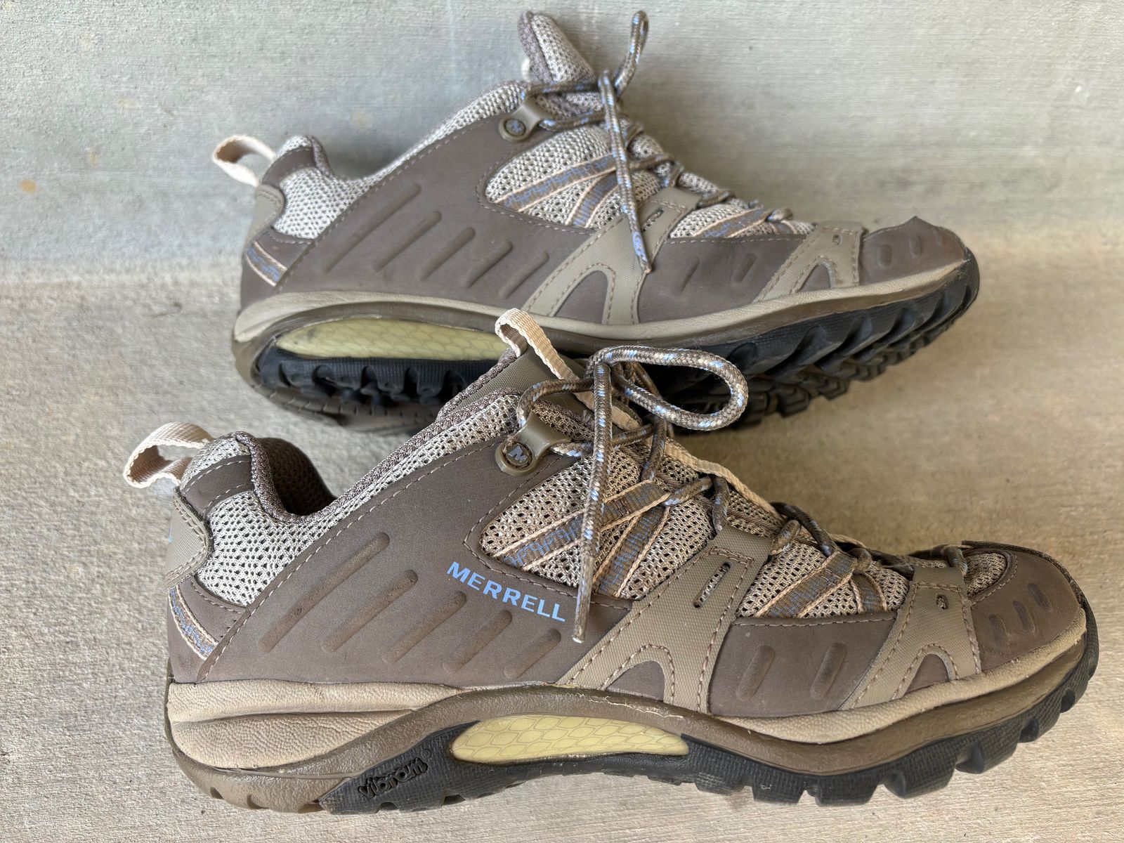 WOMENS MERRELL TRAIL SHOES